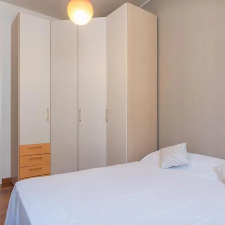 Apartman Colosseum Roomy *