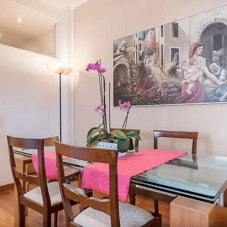 Apartament Colosseum Roomy *