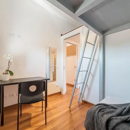 Apartament Colosseum Roomy Rzym